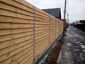 Деревянный забор елочка 150 метров фото в Лесном Городке